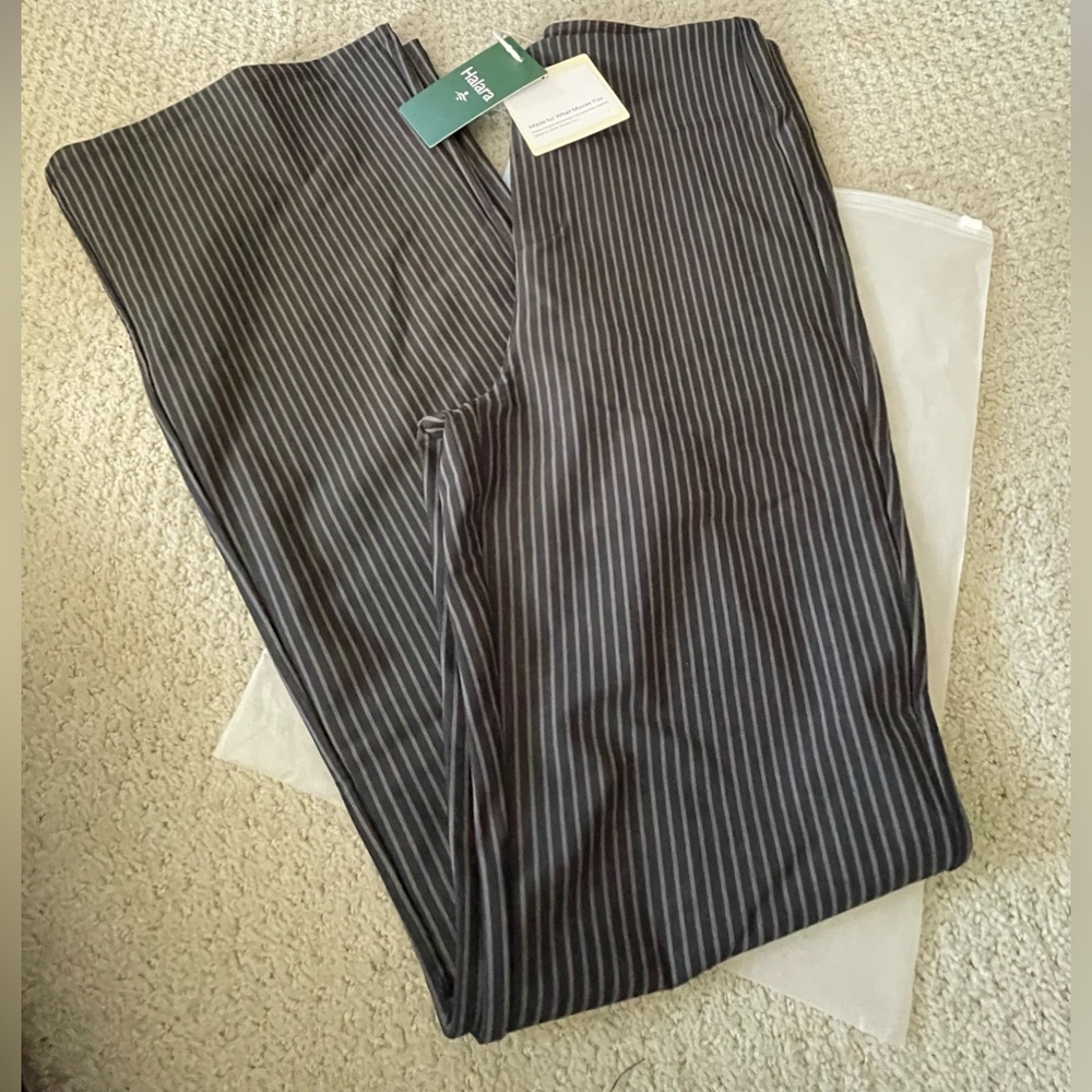 NWT Halara Flex™ High Waisted Striped Work
Flare Pants with Pockets